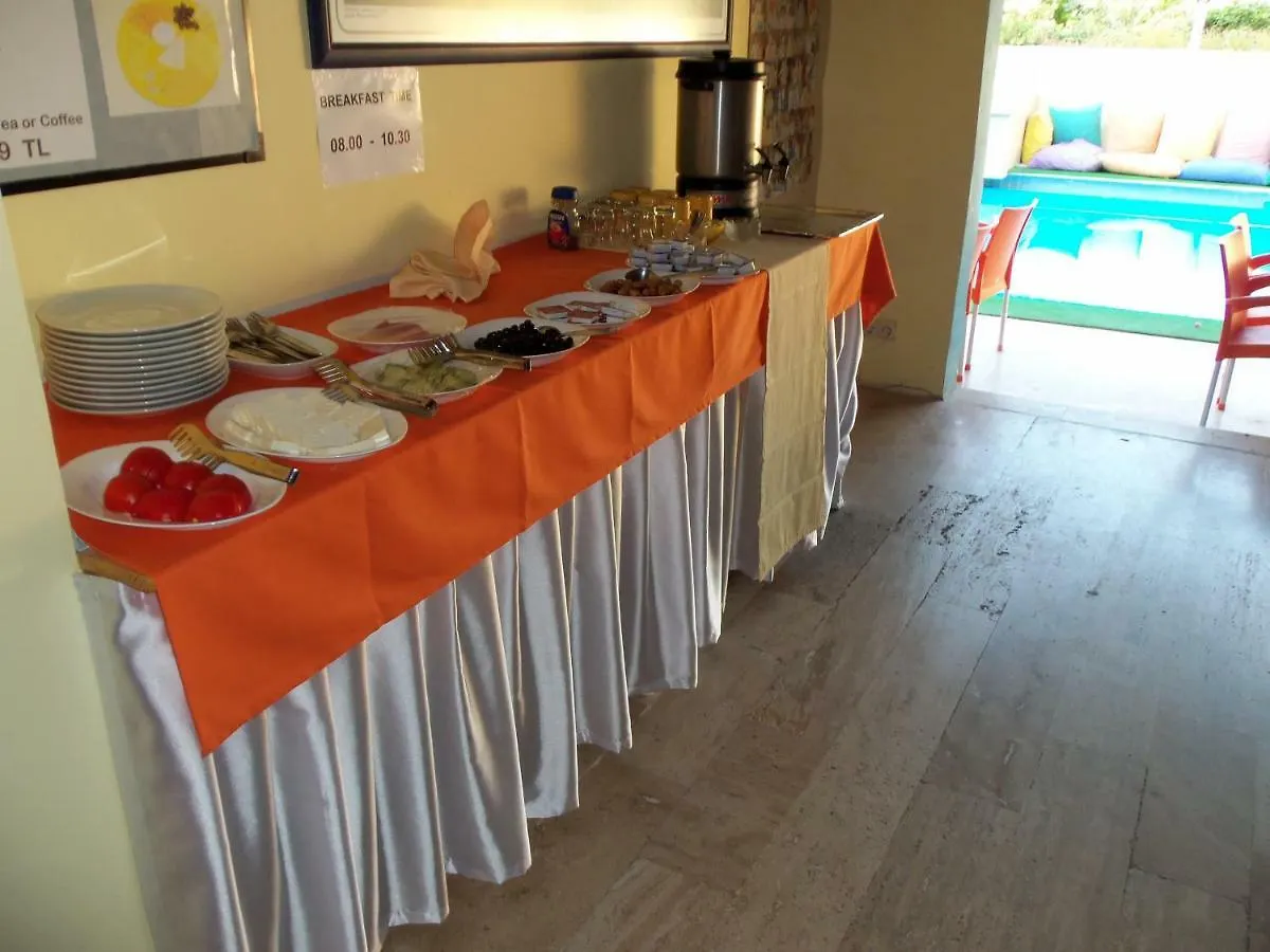 Kavala Hotel Bodrum 2*,